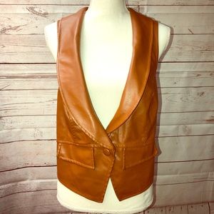 Faux Leather vest 🧡